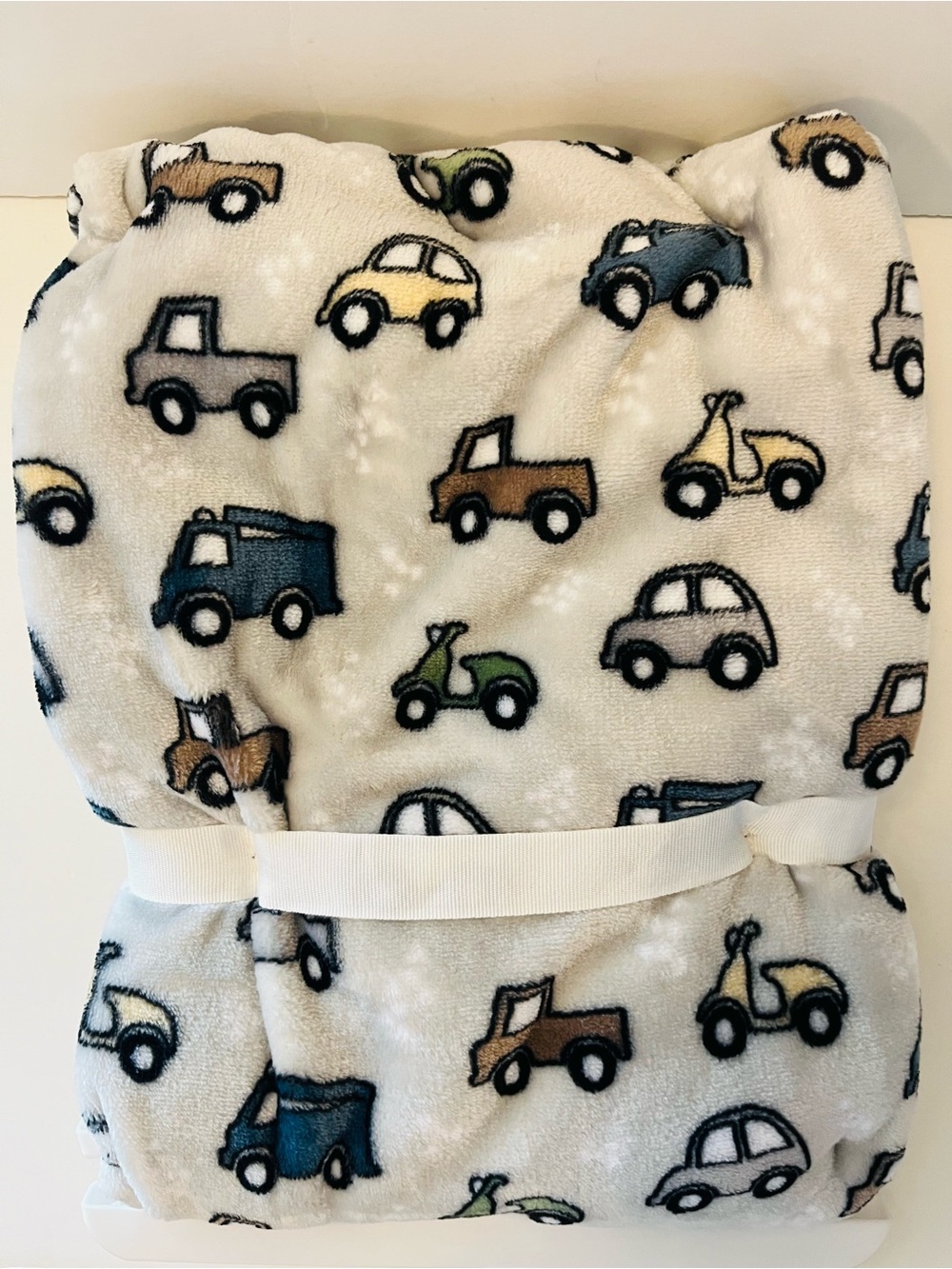 Winnie the Pooh & Adirondack Baby by Berkshire Lot of 2 Baby Blankets Car Sports - Picture 7 of 12